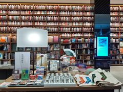-茑屋书店(天目里店)