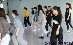 -STAR舞蹈工作室