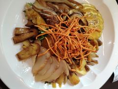 -千滋百味·醉江澜花园餐厅(街道口店)