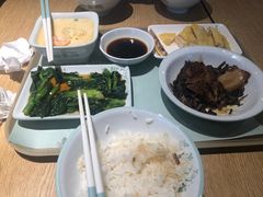 -老乡鸡(上海品尊国际中心店)