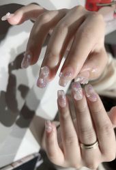 -丽心自助美甲美睫