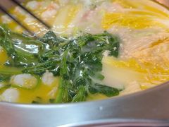 -鲜入围煮花胶鸡海鲜火锅