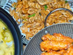 -九锅一堂酸菜鱼(学府凯德店)