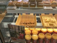 面包甜点陈列柜-和平菓局(王府井店)