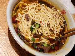 -呼啦面馆·头牌豌杂面(爱琴海店)