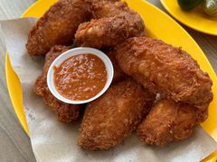 -东海岸人工湖美食村