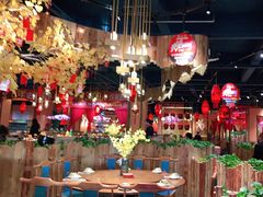 大堂-老滇山寨•云南特色菜•地方菜•民族风情歌舞表演(金碧店)