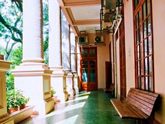 -香港大学