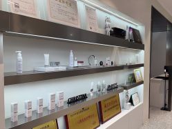 -三只熊皮肤管理中心旗舰店