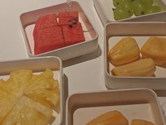 -涨巢·潮玩水疗局