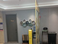 -云季酒店(西关地铁站C2出囗店)