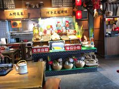 大堂-老阿爸鲜鱼土菜(昆山花桥店)