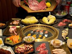 -铭牛烧肉·和牛海鲜自助(高新月牙湖店)