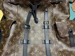 -爱革·奢品·鞋包·衣物·家居(金桥国际商业广场店)
