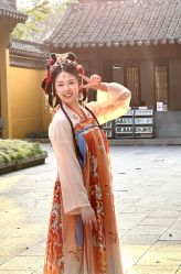 -一揽芳华汉服旗袍体验馆(拙政园店)