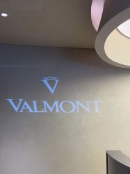 -VALMONT·若嫚蝶国际美肤中心