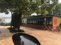-热带风暴水上乐园