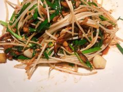 银芽炒鳝丝-荣小馆(杭州大厦店)