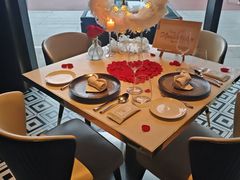 -大八江景意大利西餐厅LargeEight Italy Restaurant(1862时尚艺术中心店)