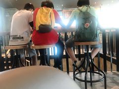-星巴克臻选(湖滨道店)