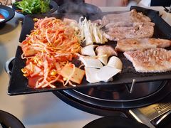 -八色五花肉(新村2号店)
