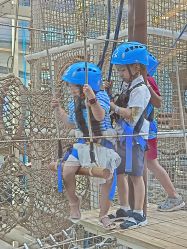 -PIPIKINGDOM皮皮王国欢乐号(欢乐海岸购物中心店)