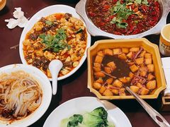 -华光驿站私房菜·黑金冠