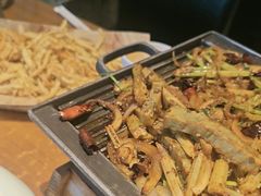 -95号酱骨·一块豆腐(展春园西路店)