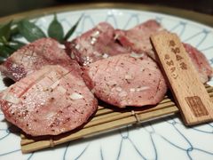 -山川小町·极番烧肉(新地假日广场店)