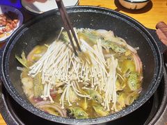 -小小河边鱼(天润城店)