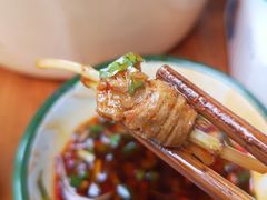 -拈签一笑黄牛肉辣卤串串