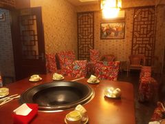 包厢-忆乡情铁锅炖鱼饭店(延庆店)