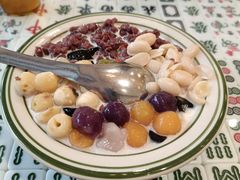 芋圆红豆牛奶冰-堂屋糖水店(愚园店)