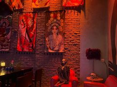 -INLOVE Live House