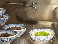 -吴记老店全牛汤