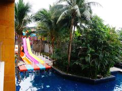 -三亚湾海居铂尔曼度假酒店