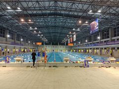 -奥冠体育华师附中恒温游泳馆