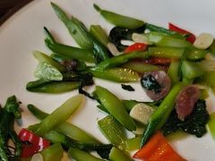 -潮界(凯德晶萃店)