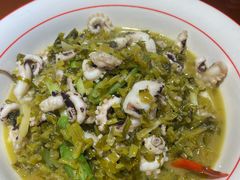 -魏铭鱼头捞饭(晋阳路店)