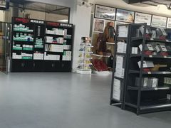 -威仆汽车精养(润源大厦店)