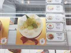 -花花卷卷·鲜食蛋糕(静安久光百货店)