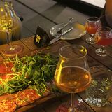 周末夜，与好友共餐记