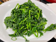 清炒豌豆尖-荣公子创意菜
