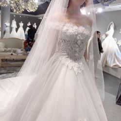 点击看大图 -艾米丽婚纱礼服