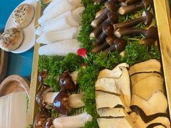 -慢丽江·云南野生菌土鸡锅(付家庄店)