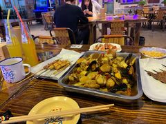 -马路牙子地桌烤肉(工体店)
