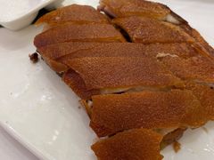 金牌麻皮乳猪-广州酒家(昌岗地铁站店)