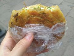 鸡蛋火烧-皮市街大油火烧