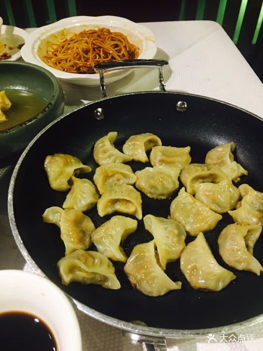 俏江南·时尚昆曲餐厅(正大广场店)-鸡汁锅贴图片-上海美食-大众点评