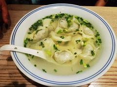 荠菜猪油渣大馄饨-君东记本帮面馆(天钥桥路店)